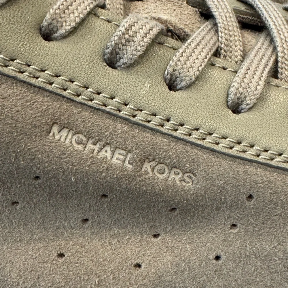Michael Kors Hayes Platform Sneaker (NWOT)
